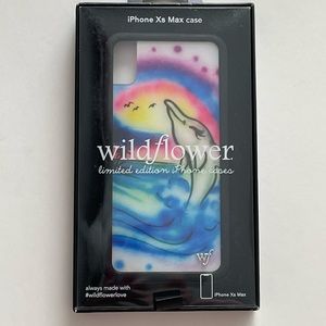 Urban Outfitters x Wild Flower Maui Airbrush iPhone Xs Max case